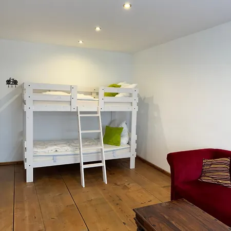 Brandstatthof 3*